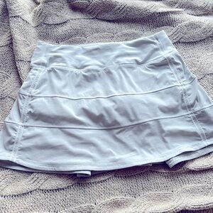 White Pace Rival Mid-Rise Lululemon Skirt
